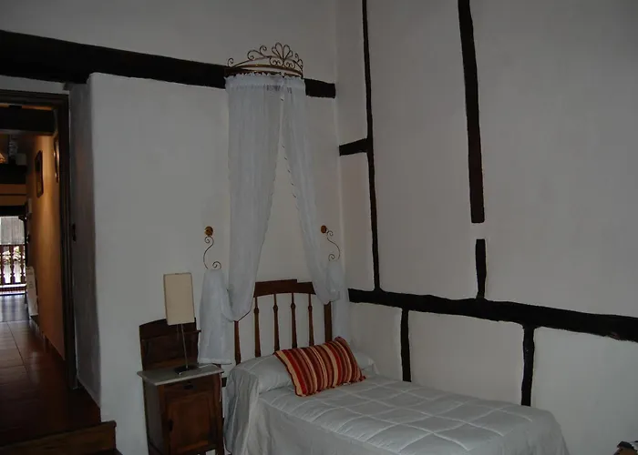 Rurales Tia Josefa * Tornavacas